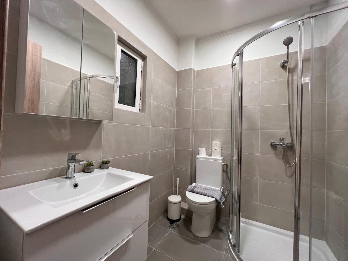 Wsd Rizari Apartment Hotel เอเธนส์ ภายนอก รูปภาพ