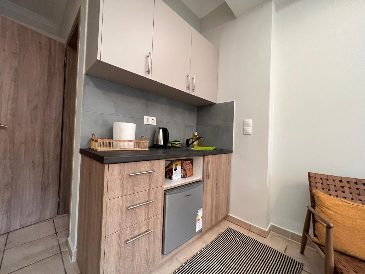 Wsd Rizari Apartment Hotel เอเธนส์ ภายนอก รูปภาพ